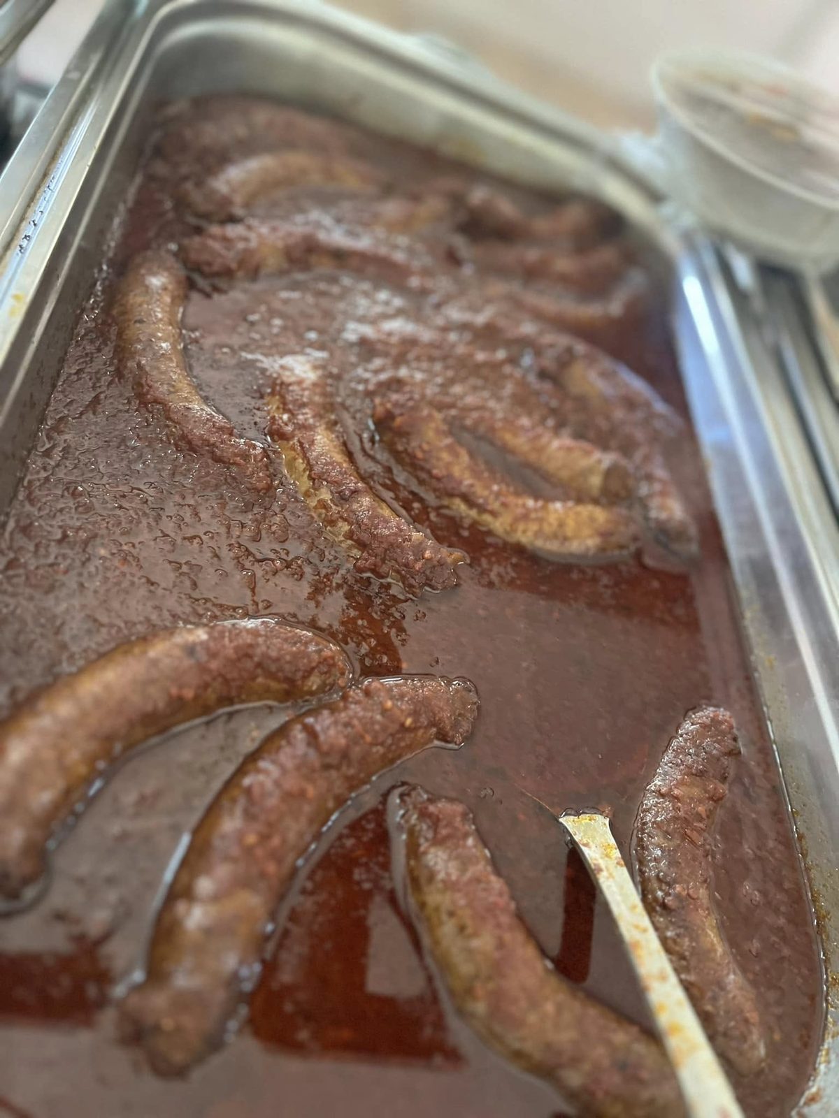 Sausages in gravy